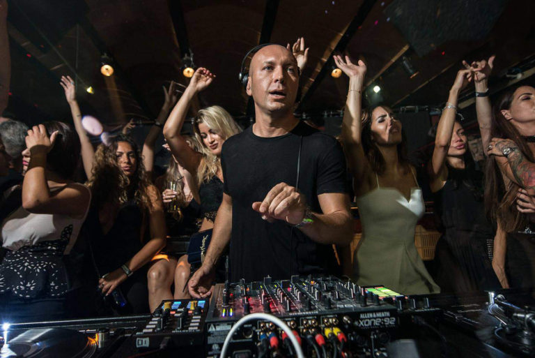 Lee más sobre el artículo Dreambeach se refuerza en los sonidos Techno y Dubstep con los maestros Marco Carola y Ghastly